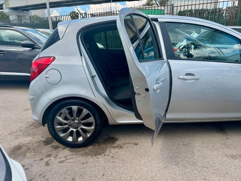 Opel Corsa 1.2 GPL-TECH Edition 80CV 5 porte