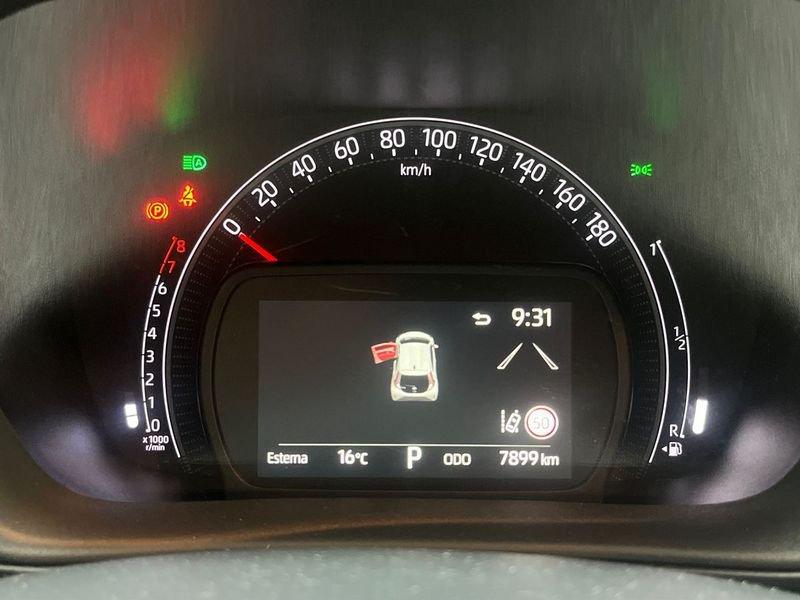 Toyota Aygo X 1.0B (72 CV) Lounge S-CVT