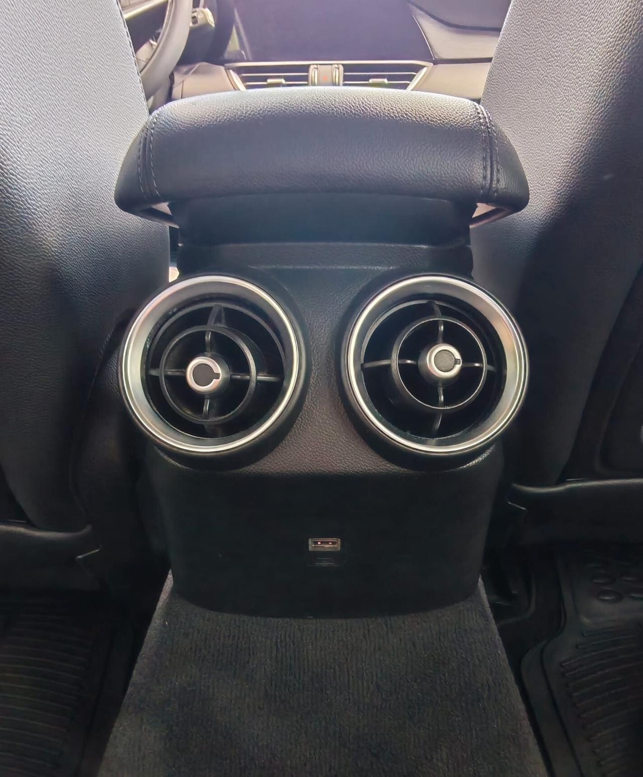 Alfa Romeo Giulia 2.2 Turbodiesel 150 CV AT8 Super