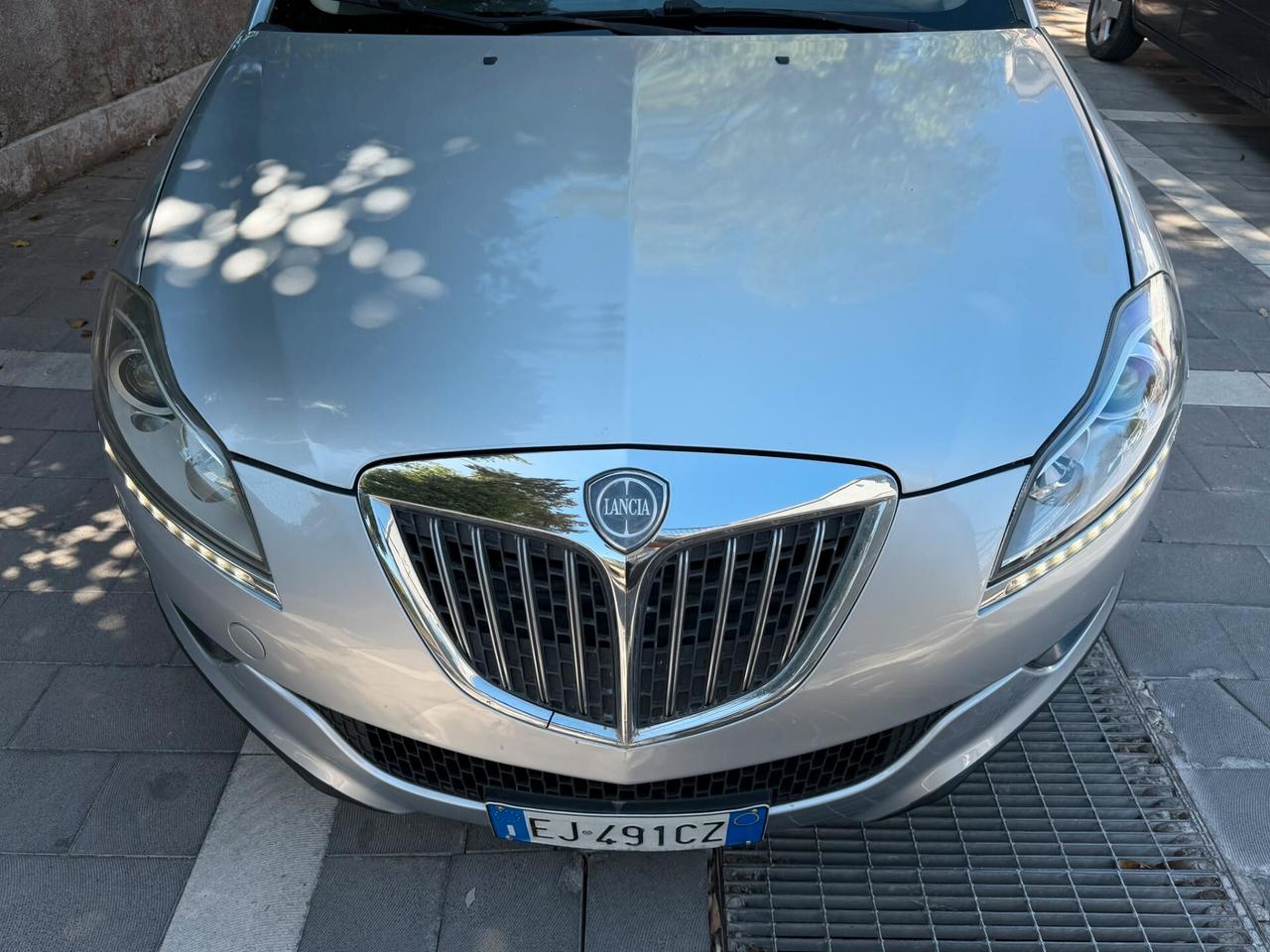 Lancia Delta 1.6 MJT DPF Silver