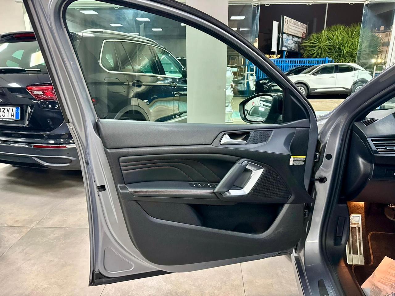 Peugeot 308 1.5 BlueHDi 130cv EAT8 GT Pack 2021