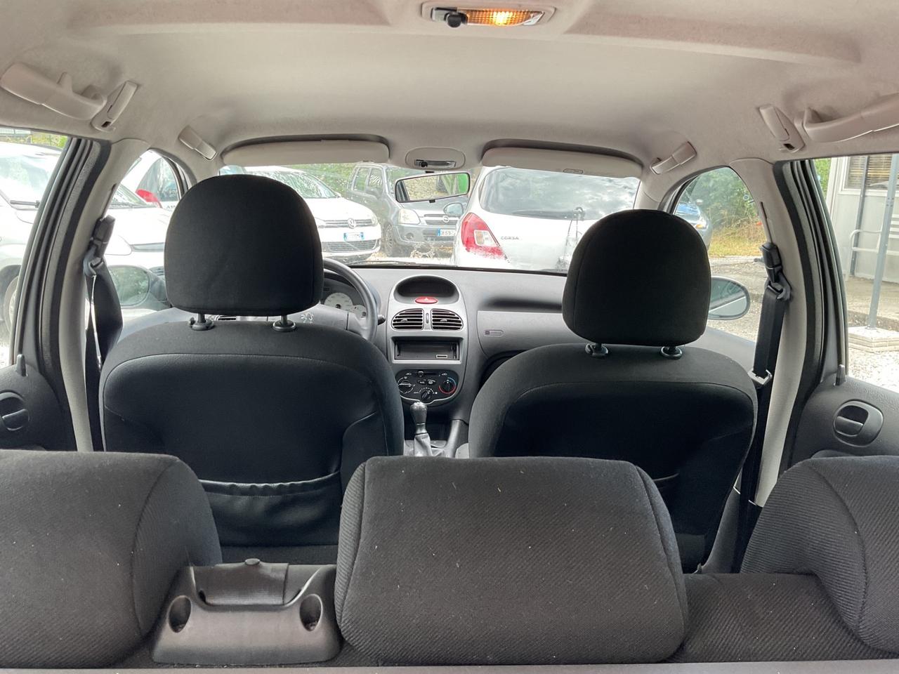 Peugeot 206 1.4 SW S