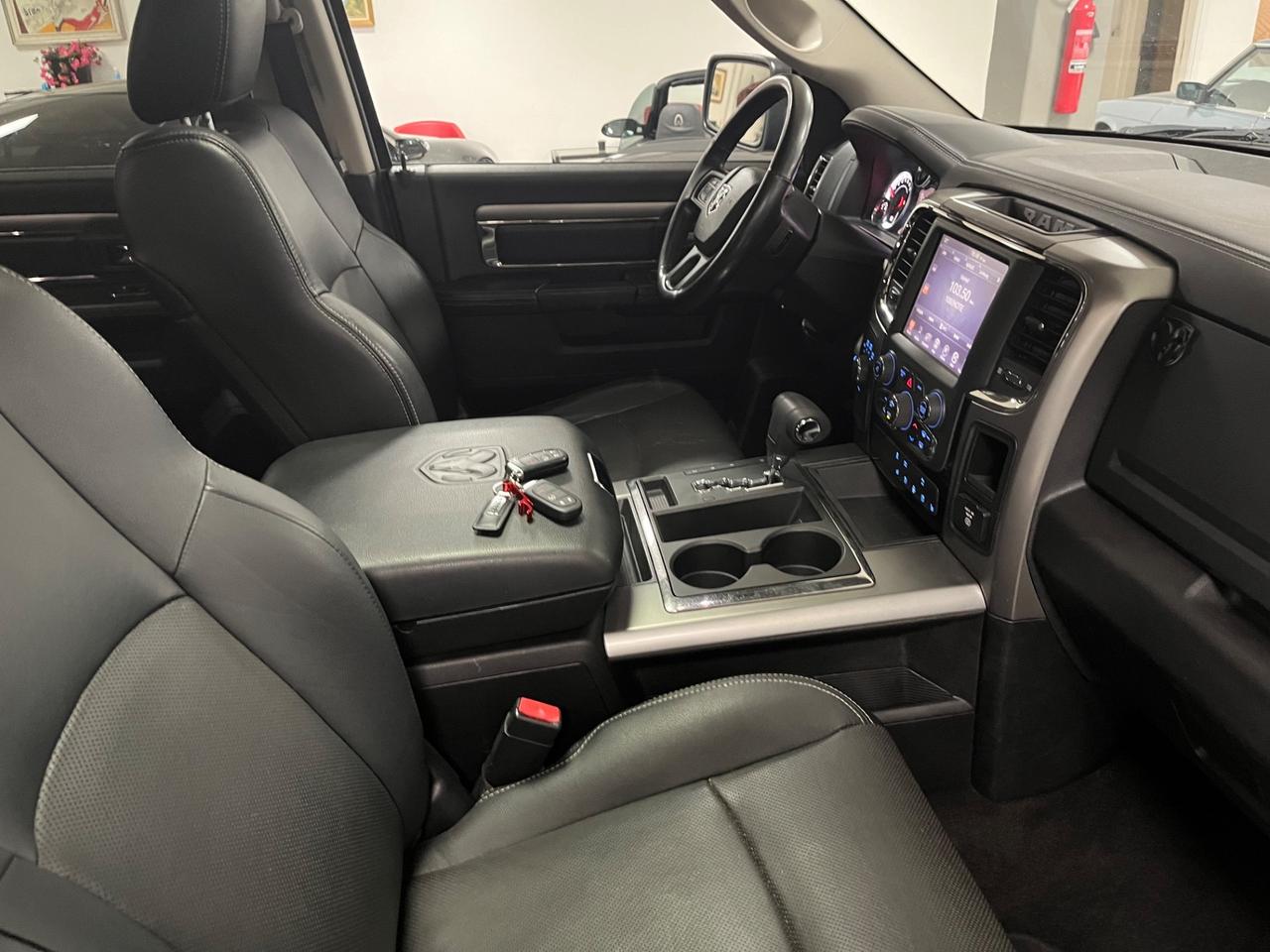 Dodge RAM 1500 R/T 5.7 V8 401cv -GPL 150L-