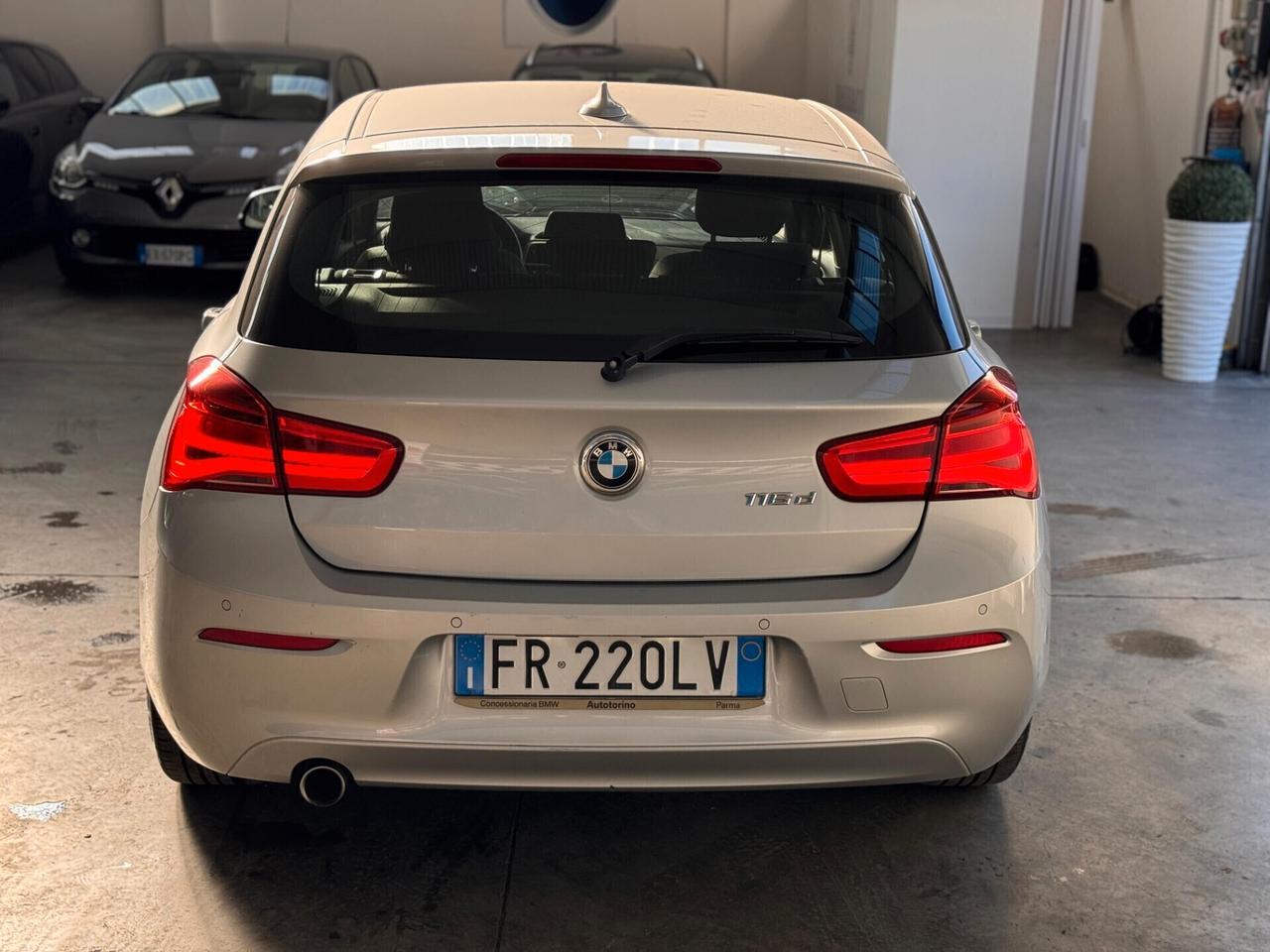 Bmw 116 116d 5p. Urban