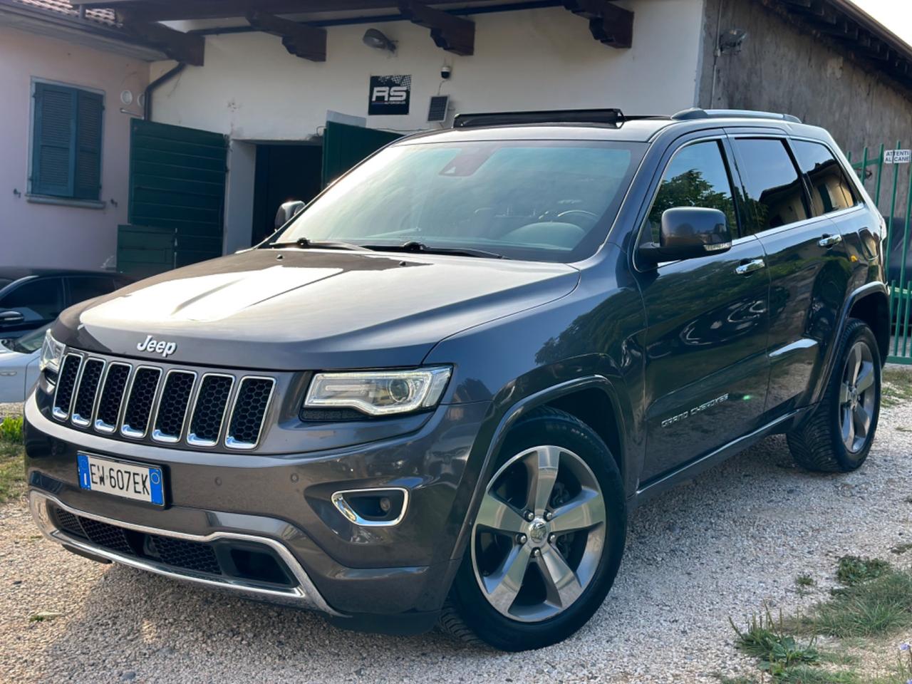 Jeep GRAND CHEROKEE 3.0 V6 CRD 250 CV MTJ OVERLAND
