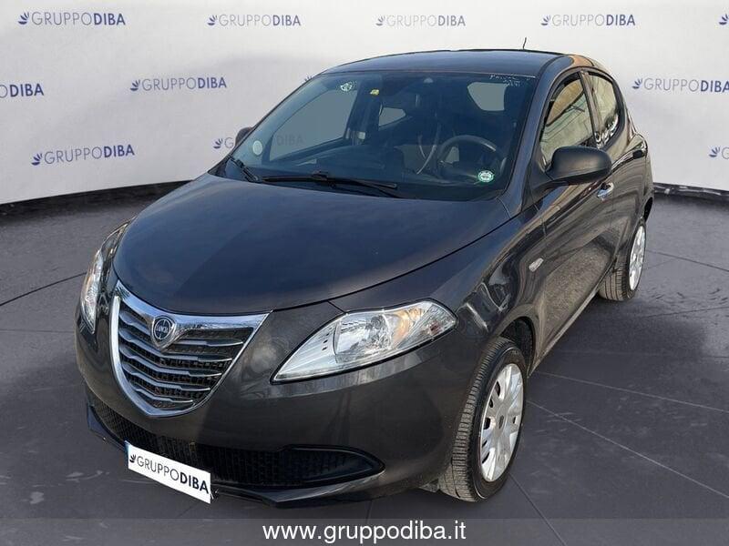 Lancia Ypsilon III 2011 Benzina 0.9 t.air Silver ecochic metano 80cv