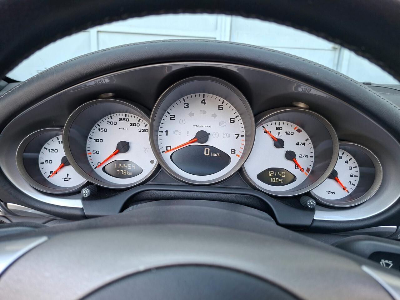 Porsche 911 997 Carrera 4S Cabriolet