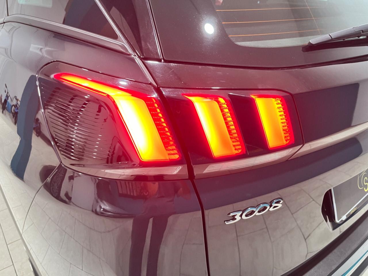 PEUGEOT 3008 DIESEL 2019 *UNICOPROPRIETARIO *KM CERTIFICATI