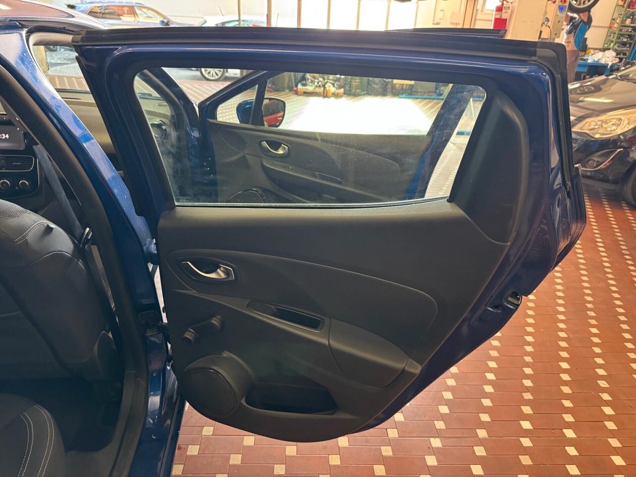 Renault Clio TCe 12V 90 CV 5 porte Energy Duel2 - NEOPATENTATI