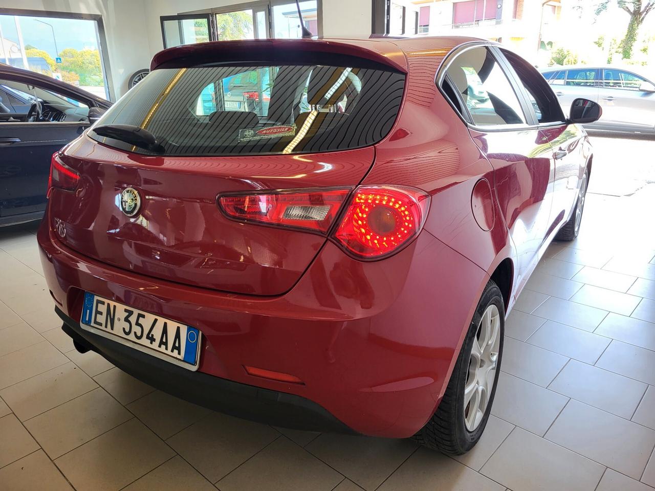 Alfa Romeo Giulietta 1.6 JTDm-2 105 CV Progression