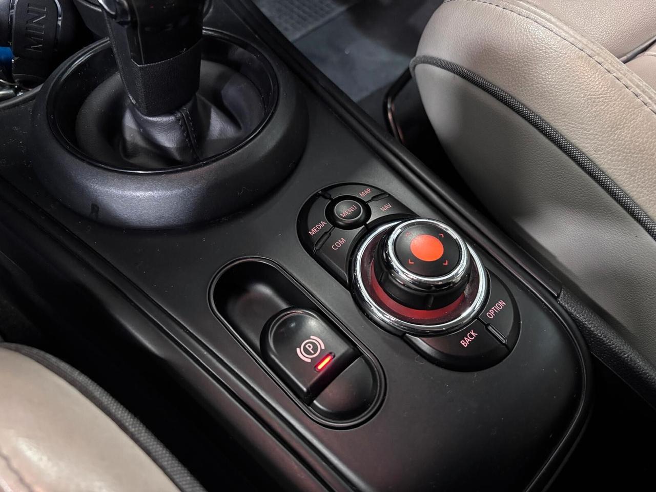 MINI COUNTRYMAN COOPER D BRITISH-NAVI-RETRO