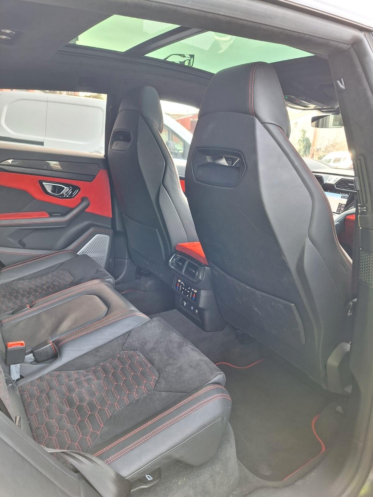 Lamborghini Urus 4.0 Graphite Capsule