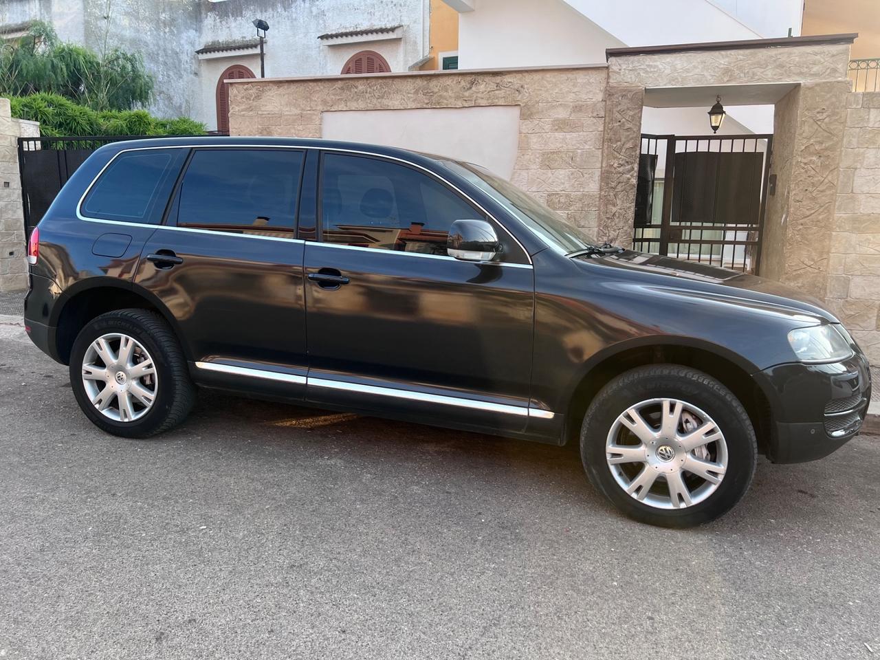 Volkswagen Touareg 3.0 V6 TDI DPF tiptronic