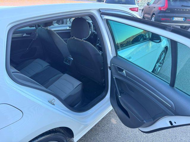 VOLKSWAGEN Golf 1.6 TDI 5p Highline R-LINE Technology RLINE OK NEO