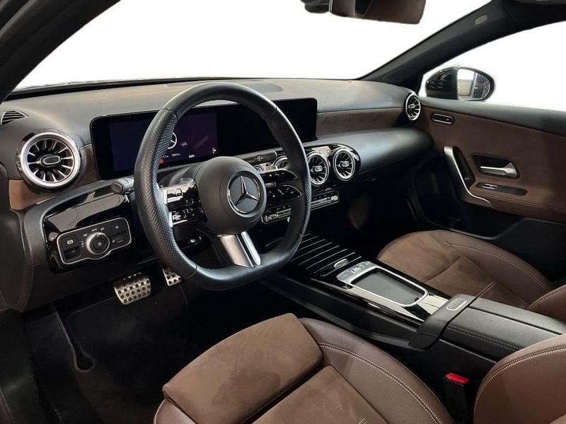 Mercedes-Benz Classe A - W177 2023 A 180 d AMG Line Advanced Plus auto