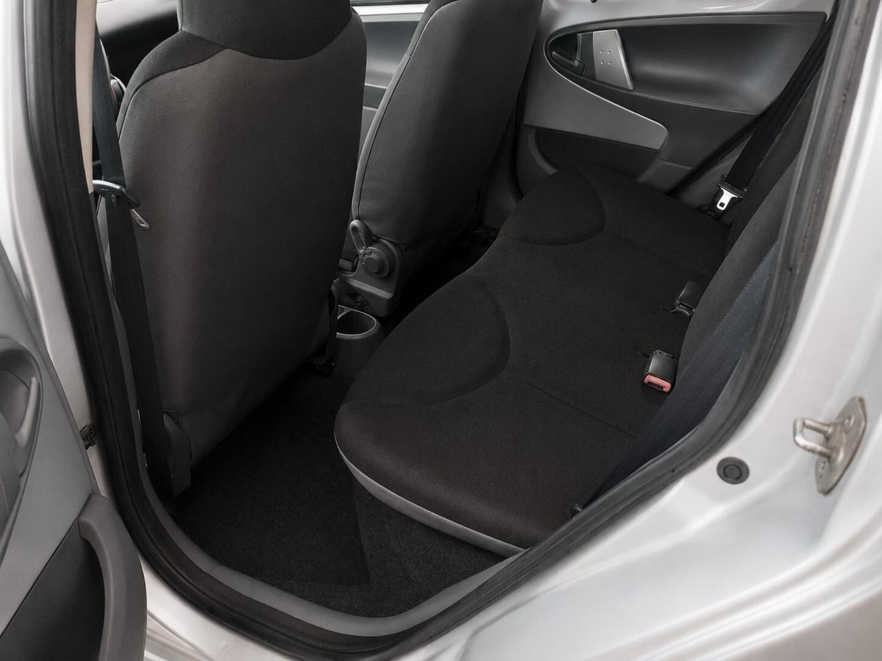 Toyota Aygo 1.0 12V VVT-i 5 porte Sol