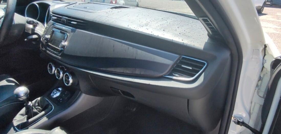 Alfa Romeo Giulietta 2.0 JTDm-2 150 CV Distinctive