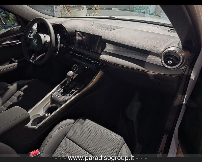 Alfa Romeo Tonale (638) My24 Plug-In Hybrid Q4280cv Veloce