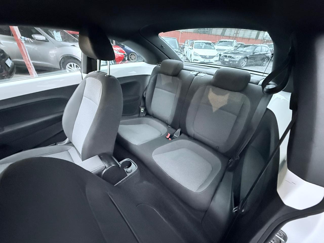 Maggiolino 1.6 TDI-rline-rate-garanzia-permute