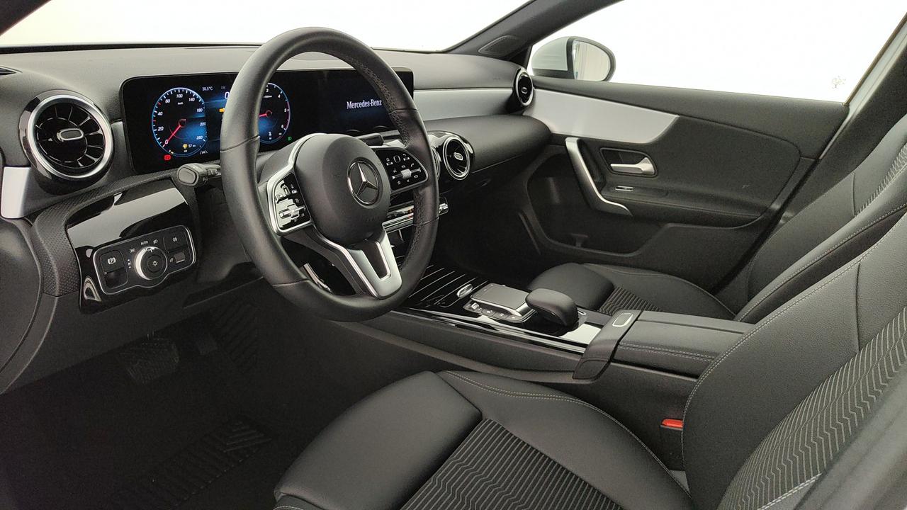 Mercedes-Benz A 180 d Sport auto