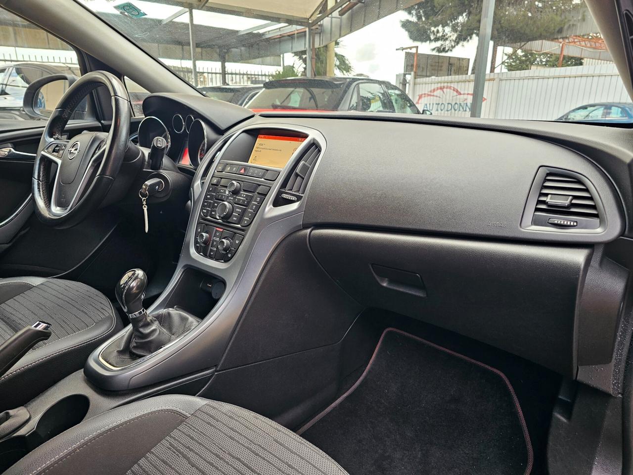 Opel Astra 1.4 Sports Tourer GPL Tech Elective