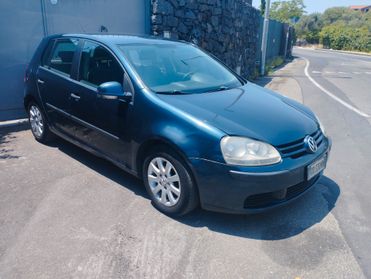 Volkswagen Golf 1.6 16V FSI 5p. Comfortline