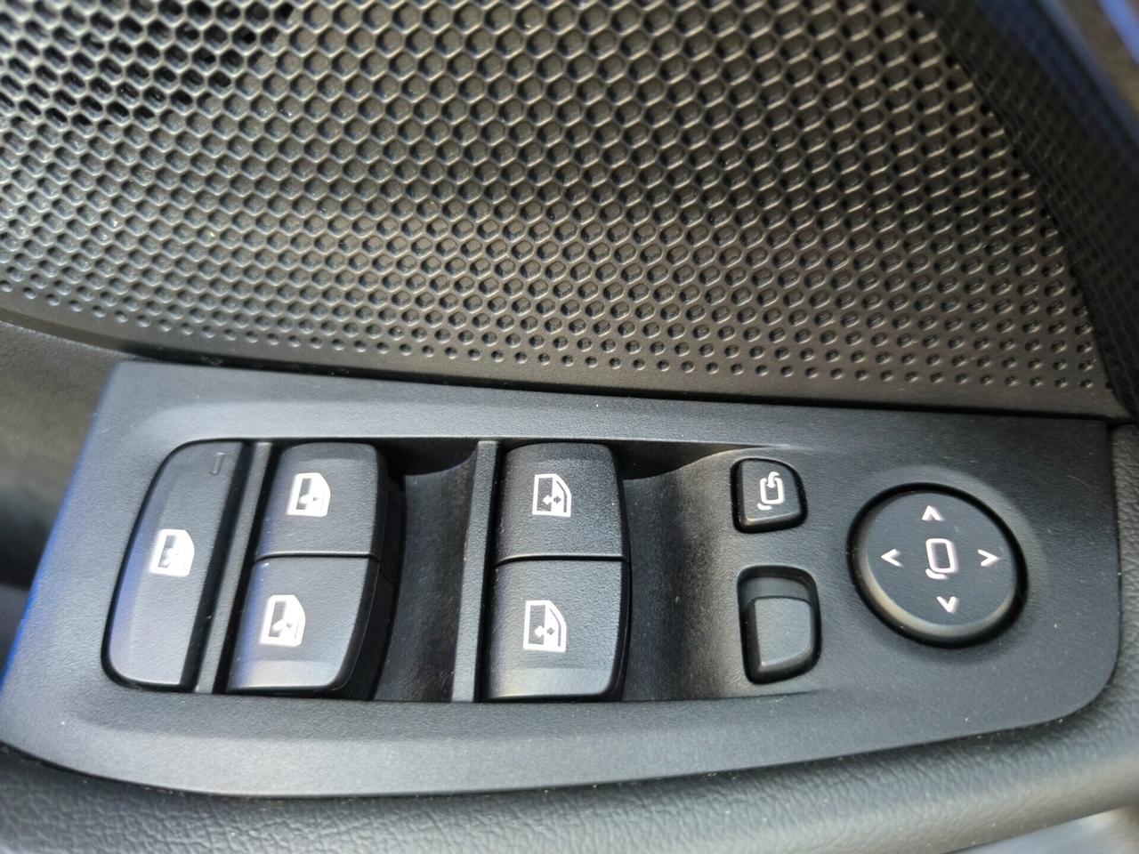 BMW SERIE 1 SPORT 118D 150cv COCKPIT/NAV/PELLE/