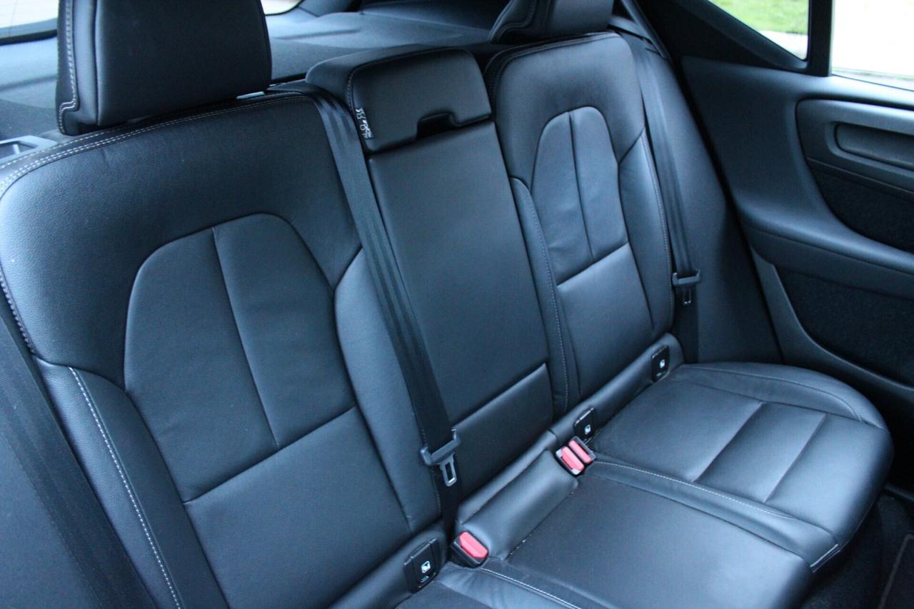 Volvo XC40 D3 Aut. R-Design *360 CAMERA *PELLE