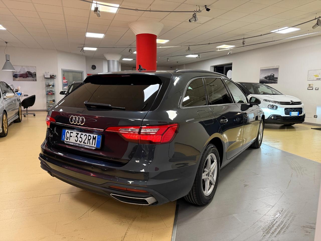 Audi A4 Avant 35 TDI/163 CV S tronic Business Advanced