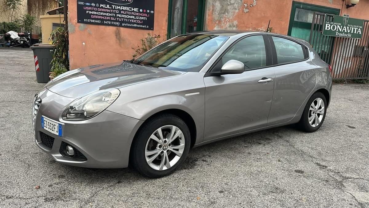 Alfa Romeo Giulietta 1.6 JTDm-2 105 CV Distinctive