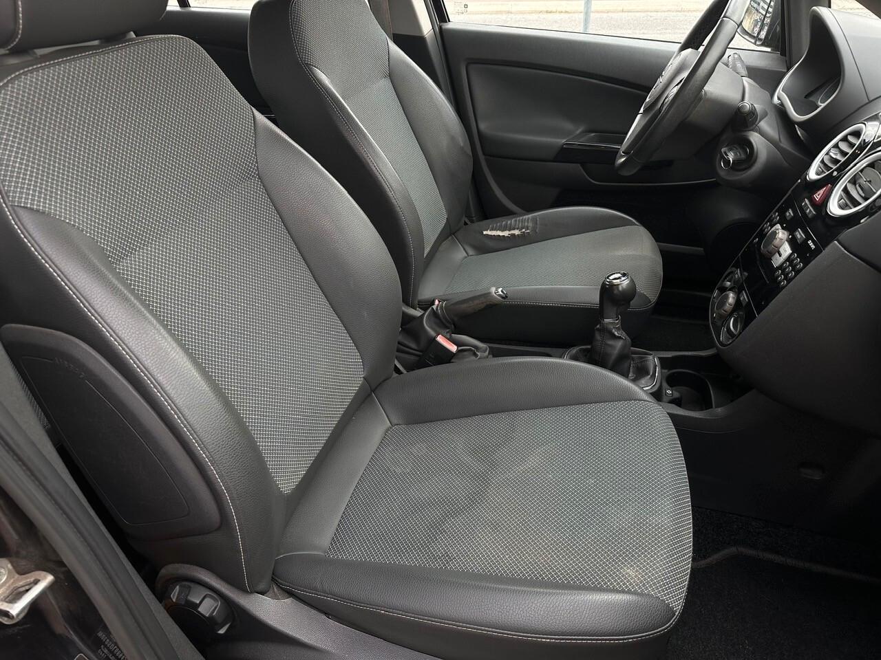 Opel Corsa 1.2 Cosmo *NEOPATENTATI