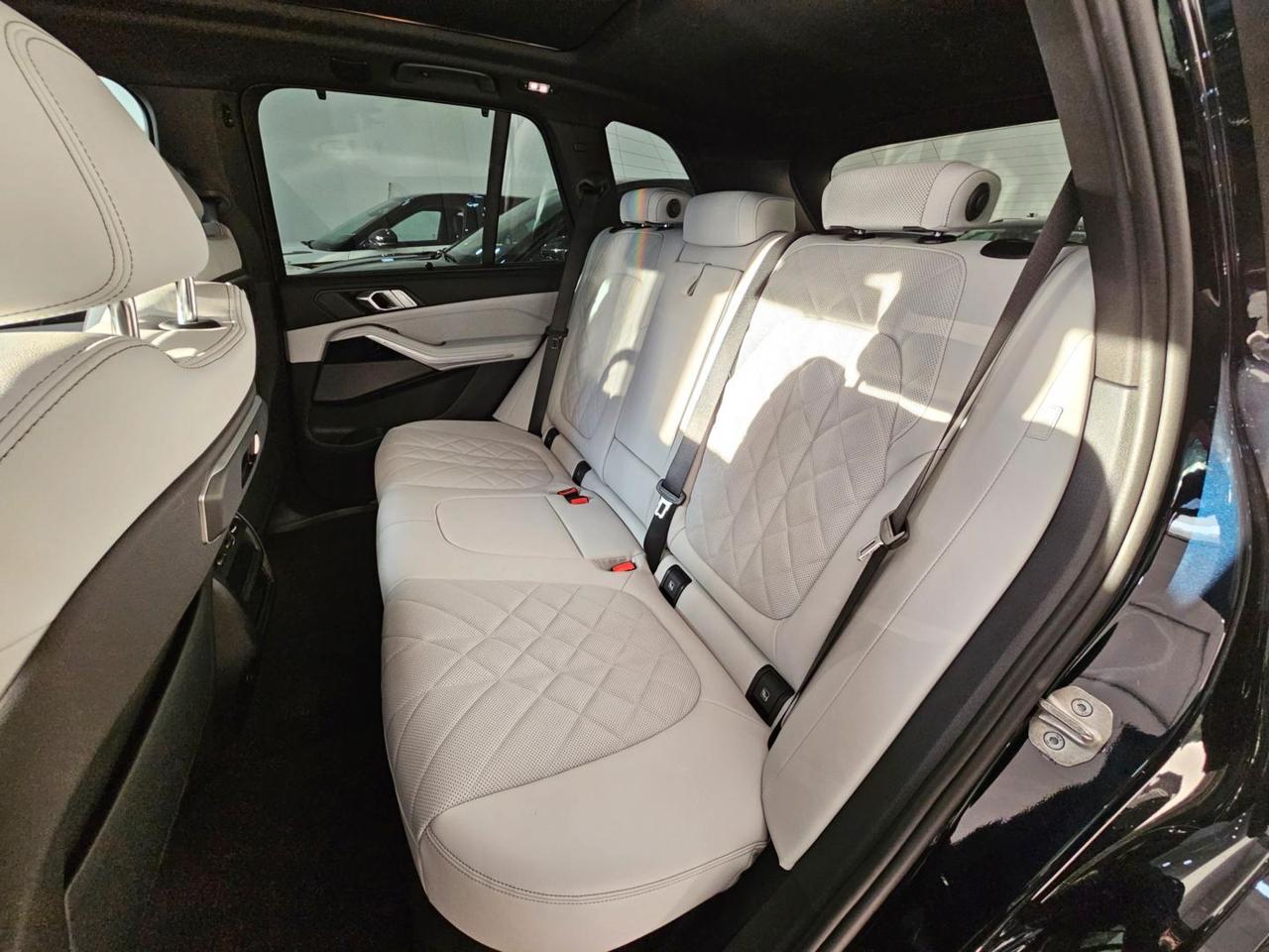 BMW X5 30d xDrive M-Sport NEW MODEL C.21" Tetto Navi 360