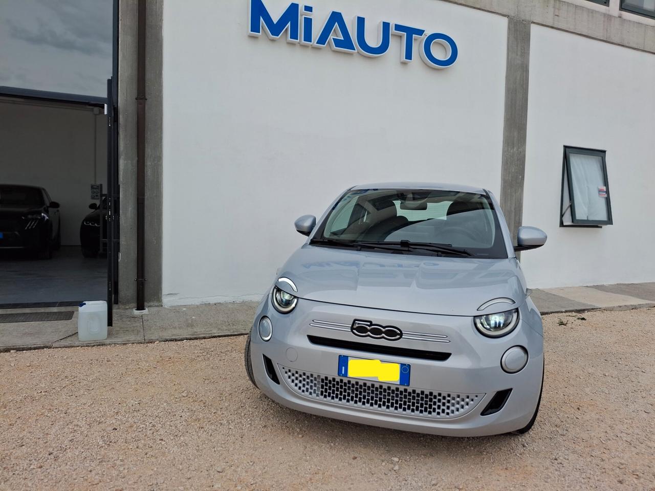 Fiat 500Hybrid, 3900€ANT. 233€MENS.