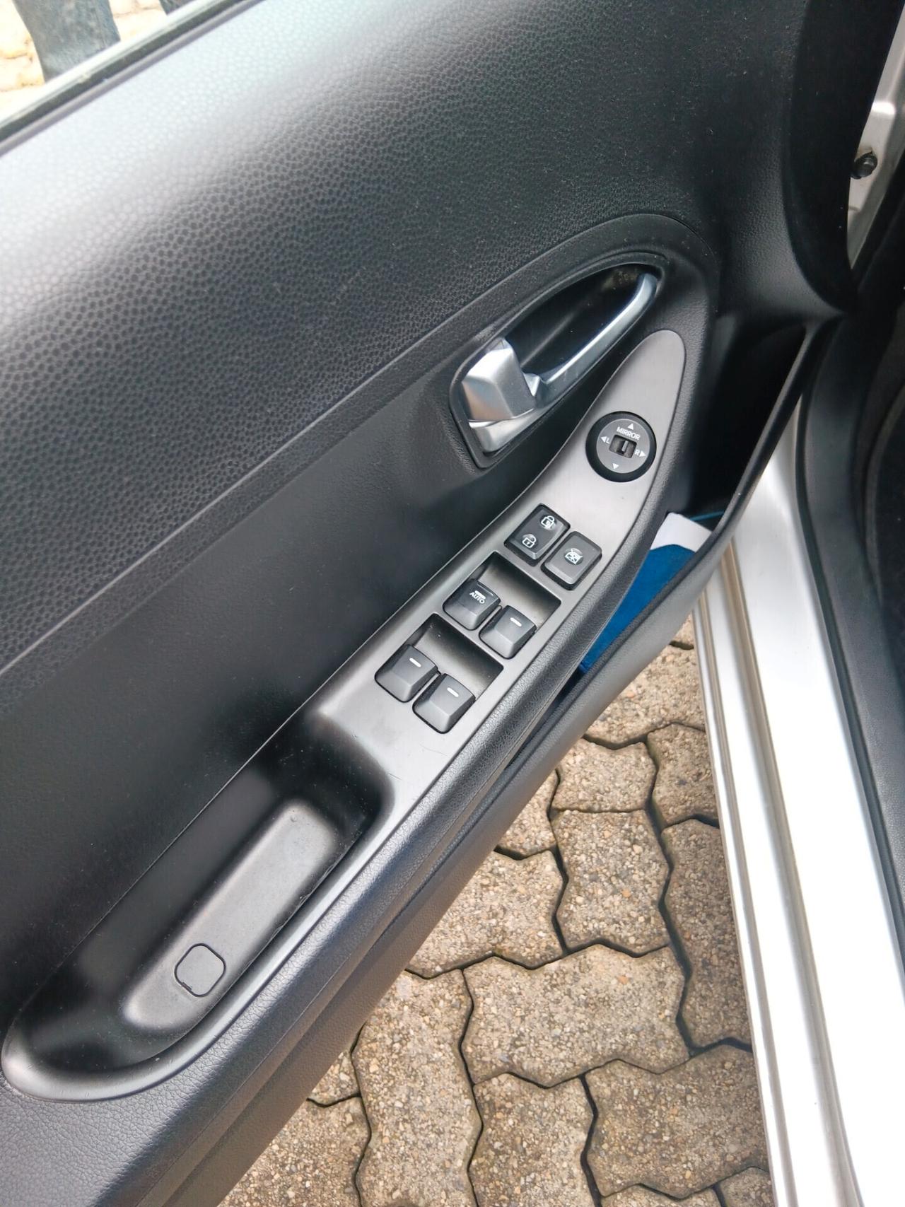 Kia Picanto 1.0 12V 5 porte Style
