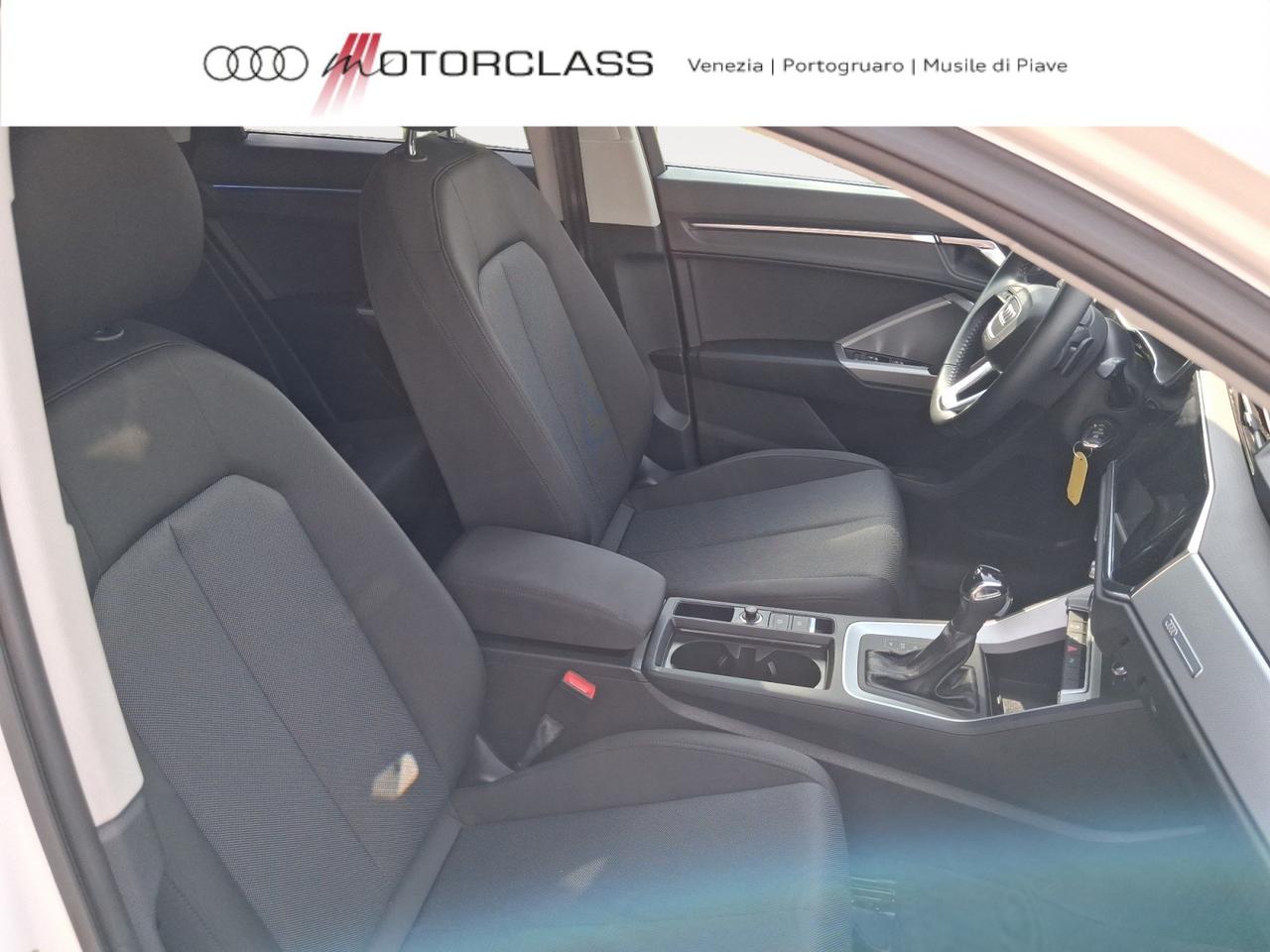 Audi Q3 35 2.0 tdi business s tronic