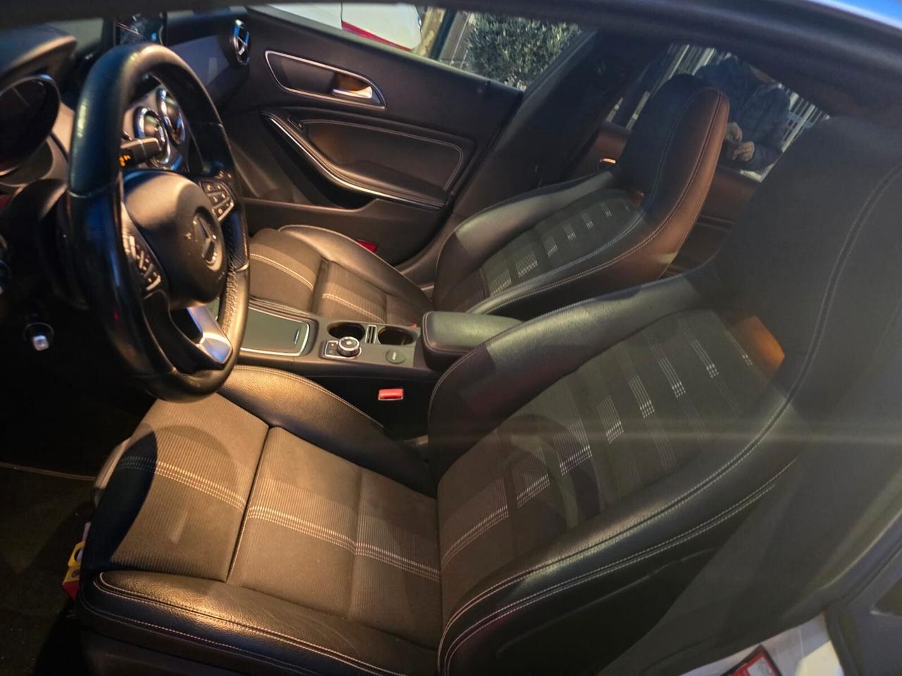 Mercedes-benz CLA 220 d 4Matic Automatic Premium AMG PACKET