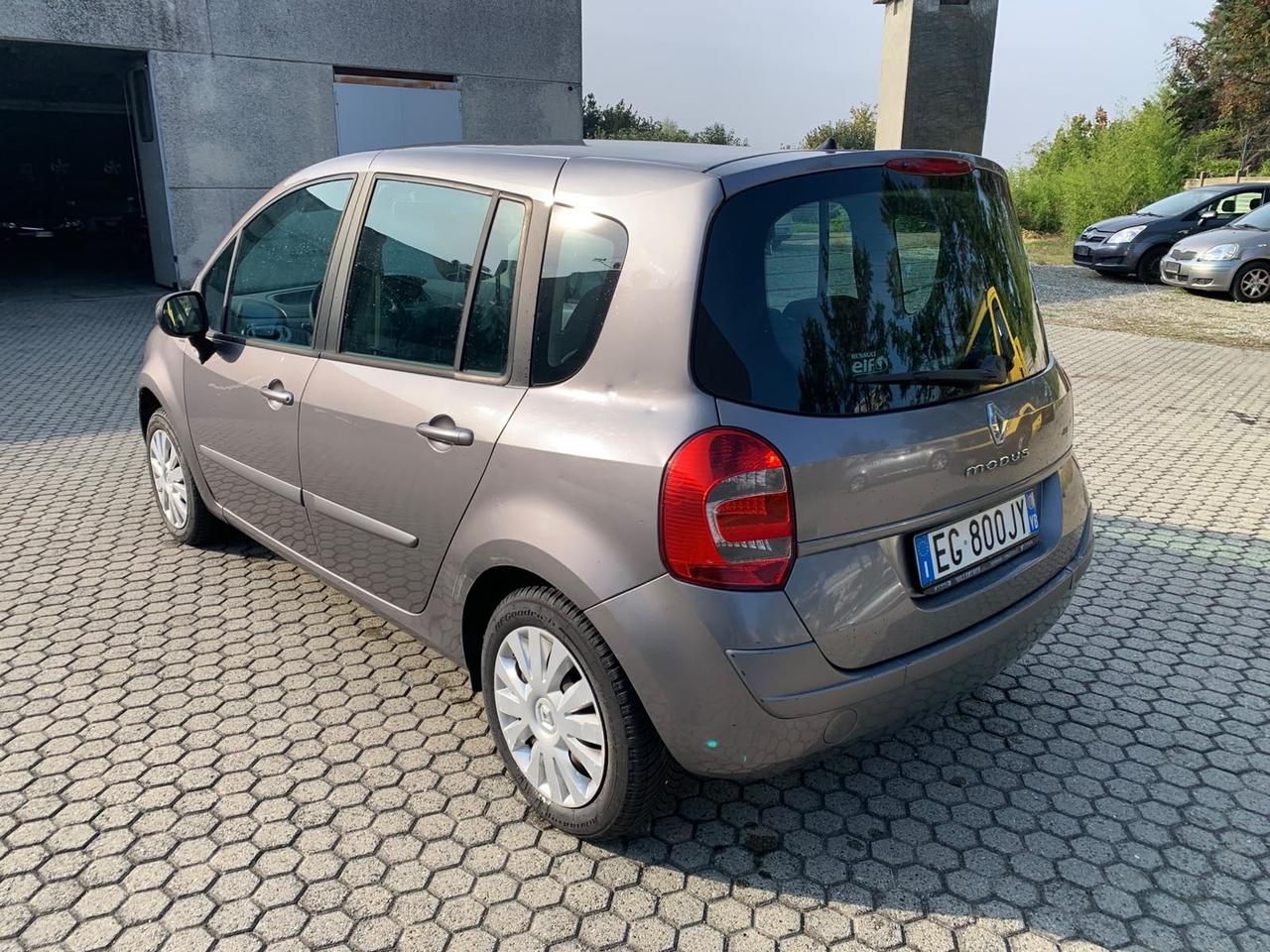 Renault Modus Grand 1.2 16V TCE Live