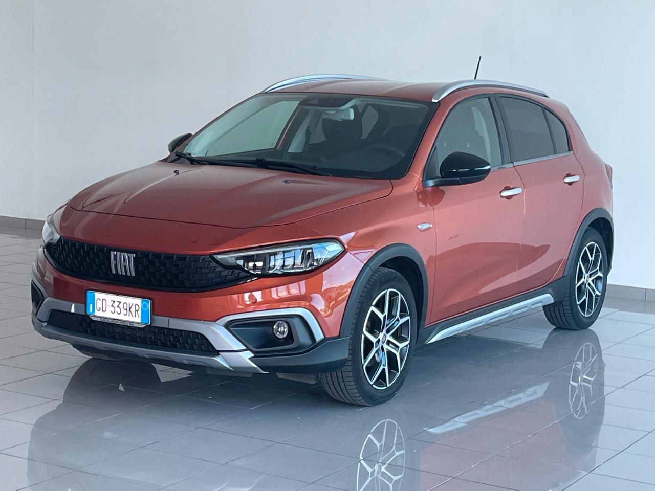 Fiat Tipo 1.0 5 porte Cross