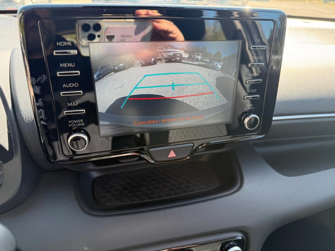 Toyota Yaris 1.5 92cv Hybrid Business N1