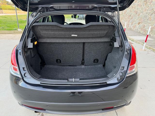 LANCIA Ypsilon HYBRID GOLD+NAVI+SENSORI PARK+5 POSTI