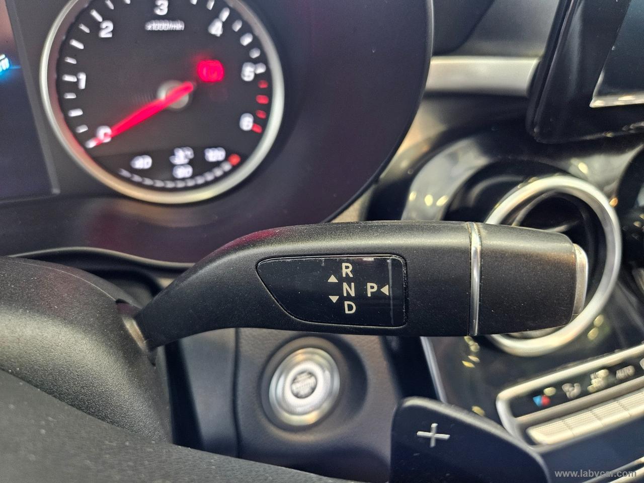 MERCEDES-BENZ C 180 d Auto Sport