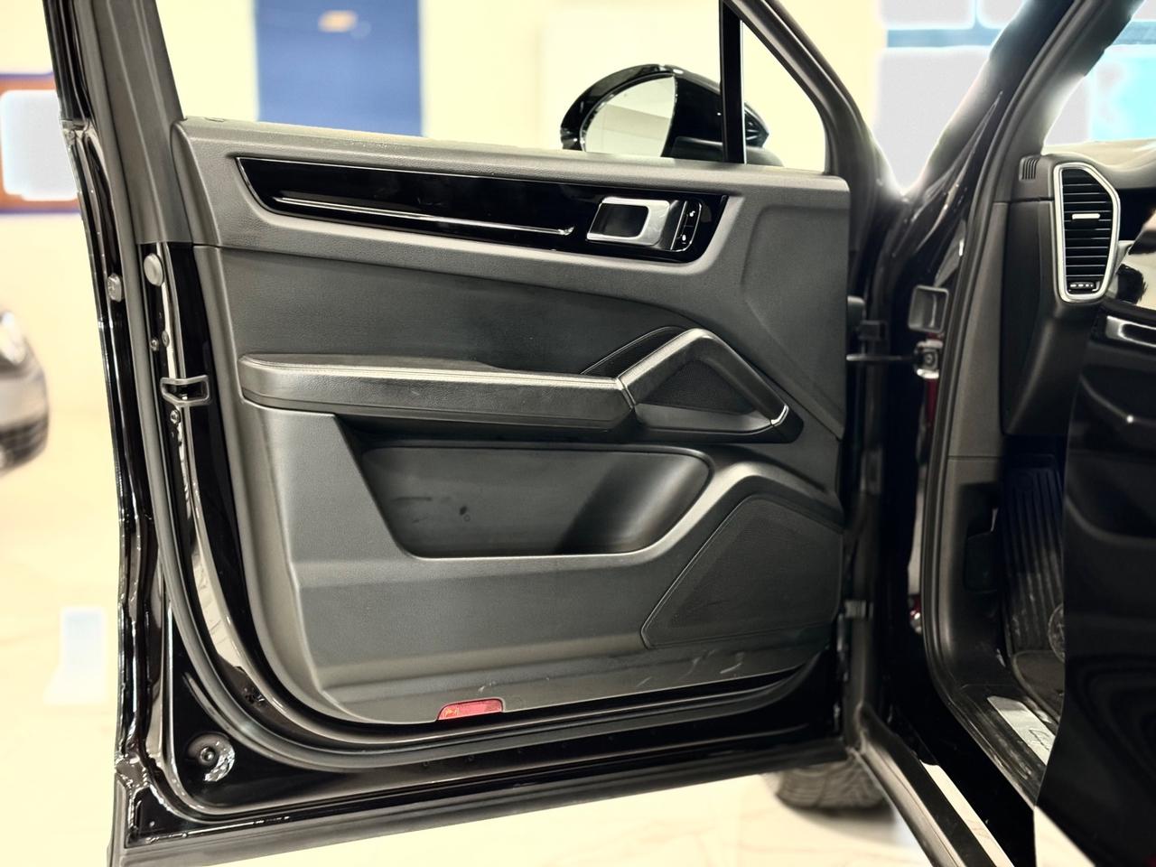 Porsche Cayenne 3.0 V6