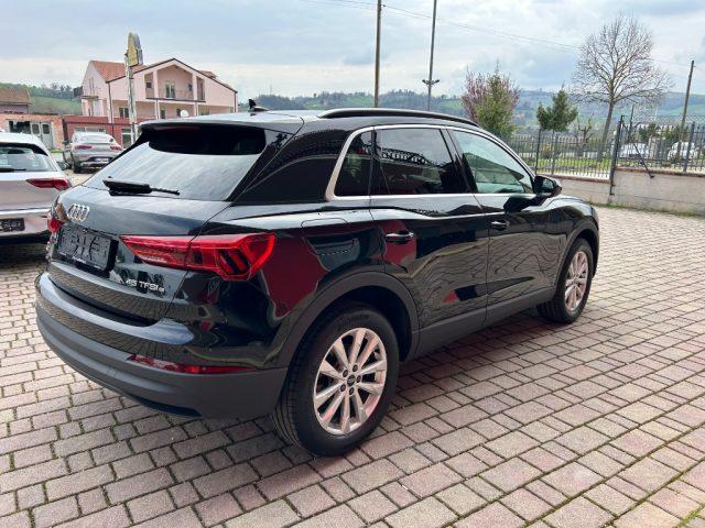 AUDI Q3 45 TFSI e S tronic Business