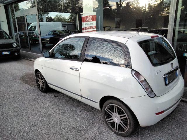 LANCIA Ypsilon 1.2 69 CV Elle