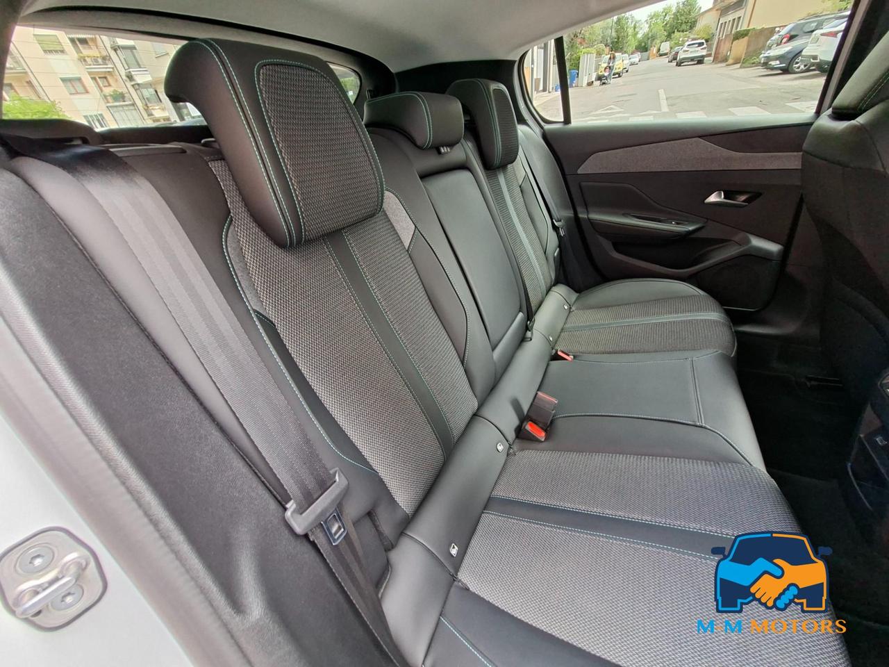 Peugeot 308 1.6 hybrid phev Allure Pack 180cv e-eat8