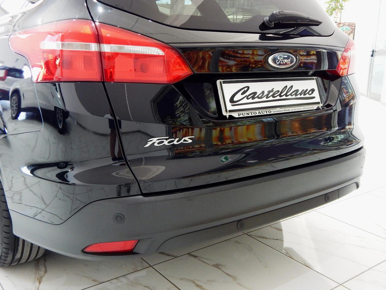 Ford Focus SW 1.5 TDCI Titanium S&S NAVI-PARK-KAMERA-LED