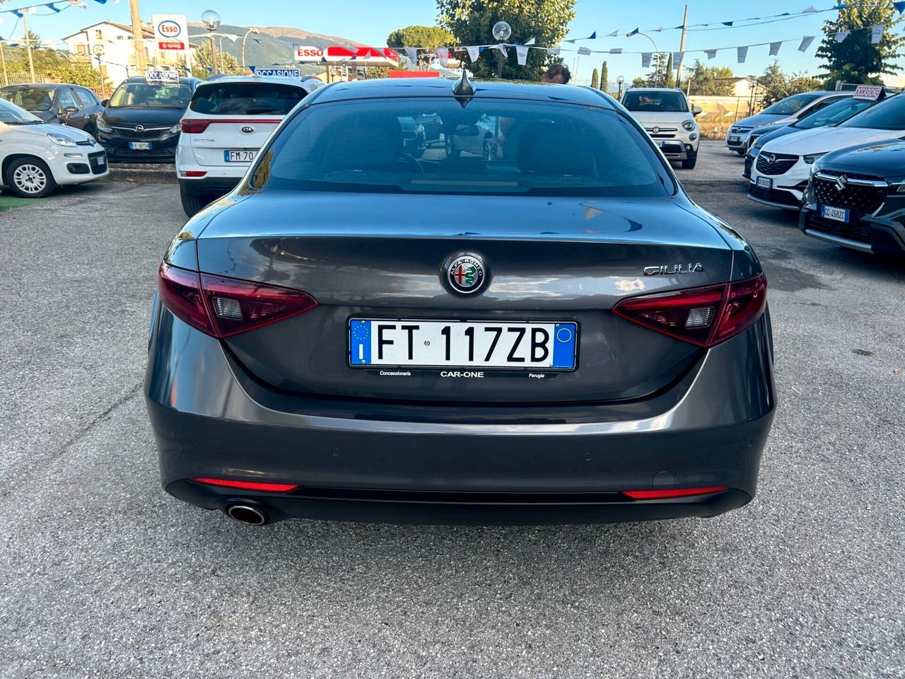 " UNA BOMBA " Alfa Romeo Giulia 2.2 Turbodiesel 136 CV