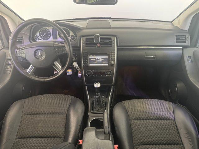 MERCEDES-BENZ B 200 CDI Premium