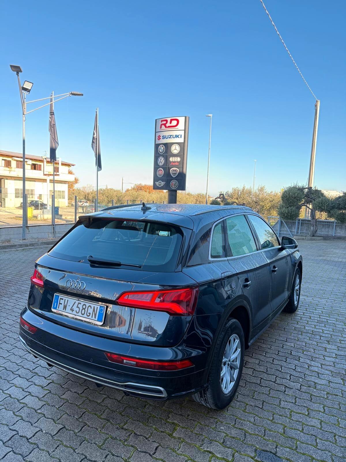 Audi Q5 2.0 TDI quattro S tronic Business