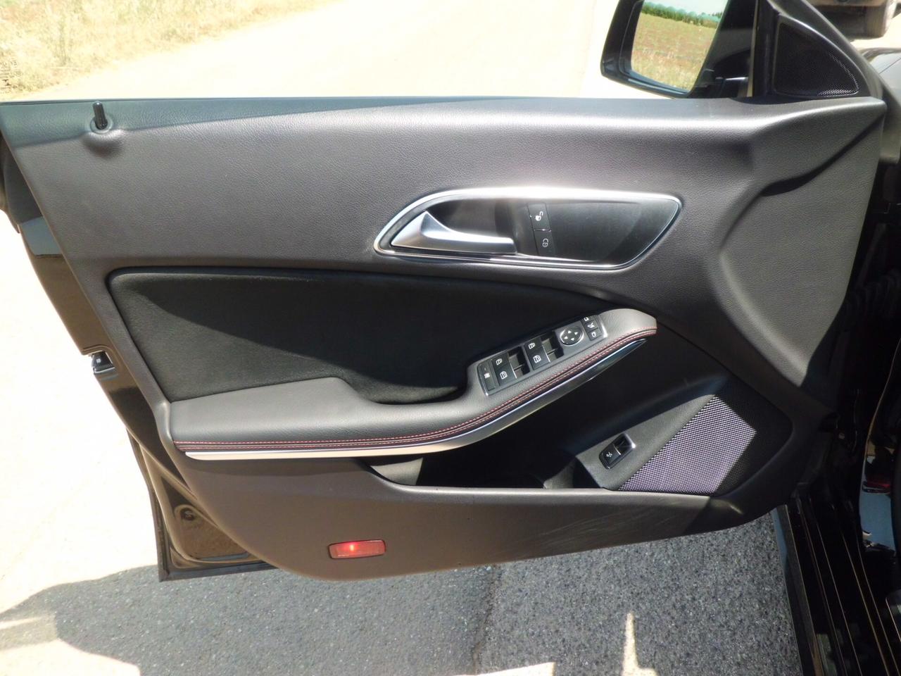 Mercedes-benz CLA 200 d Automatic Premium